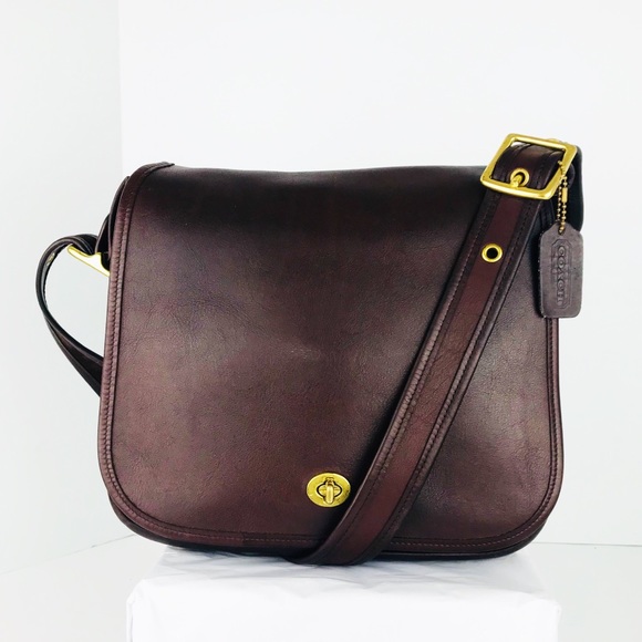 Coach Handbags - Vintage Coach Leather Stewardess Shoulder Bag